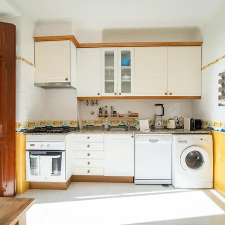 Your New In - Ac And Fast Wi-fi Гостевой дом 4*